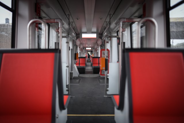 Innenraum einer NF4-Straßenbahn der DVG