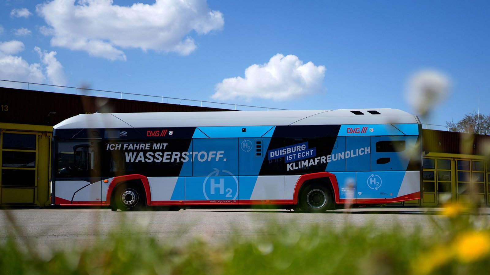 Wasserstoffbus der DVG auf dem Betriebshof Unkelstein in Duisburg