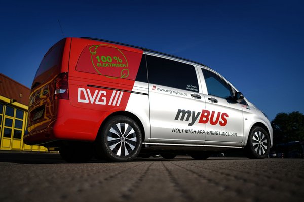 Elektrischer myBUS der DVG auf dem Betriebshof Unkelstein in Duisburg