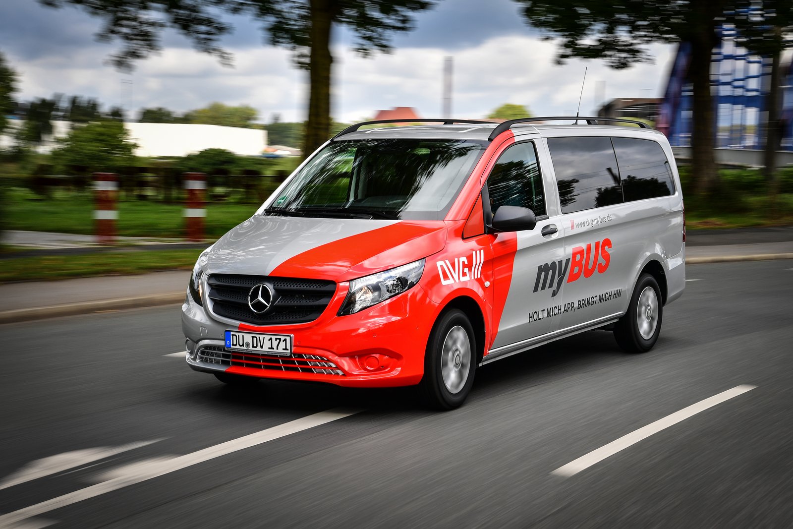 myBUS der DVG als On-Demand-Angebot im Straßenverkehr in Duisburg