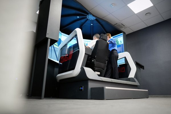 Schienenfahrzeugsimulator der DVG für die Ausbildung von Straßenbahnfahrpersonal